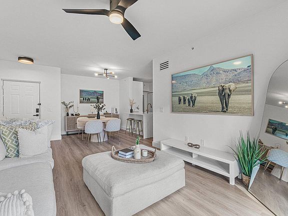 5th image of 4315 Tuscany Way #4315