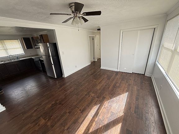 2nd image of 1259 Dugas St