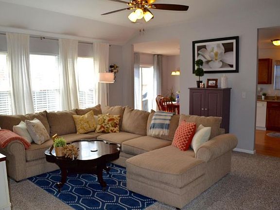 2nd image of 5104 Opal Dr