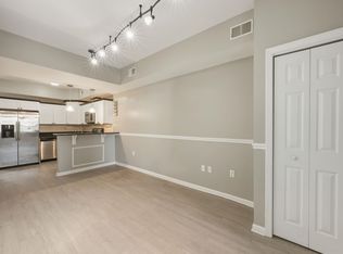 258 Pine St APT 2R, Jersey City, NJ 07304