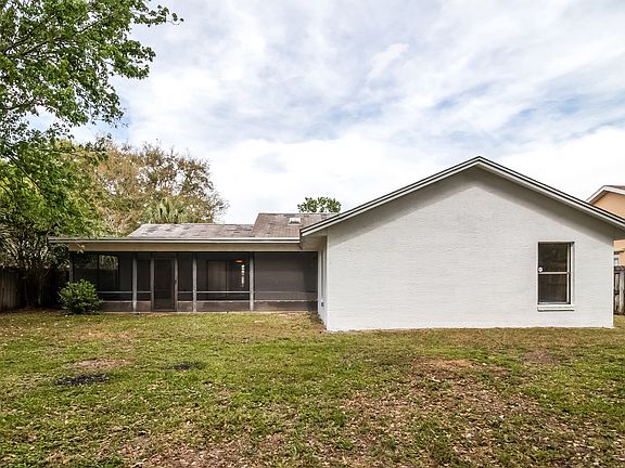 5th image of 8027 Wellsmere Cir