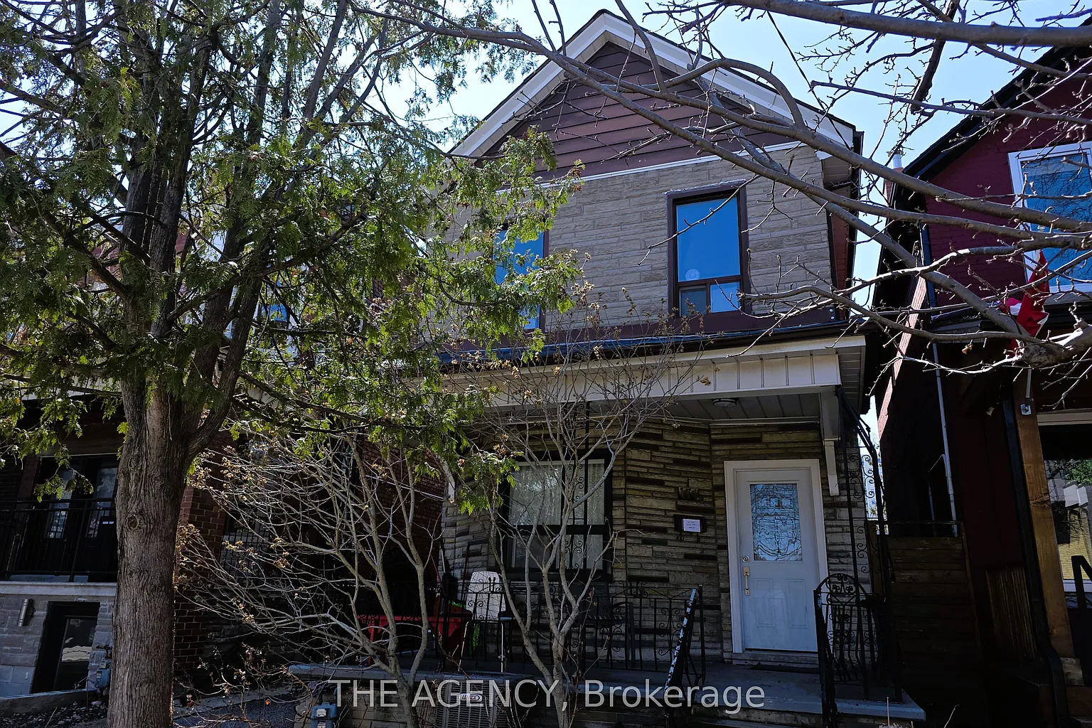 174 Delaware Ave photo 1