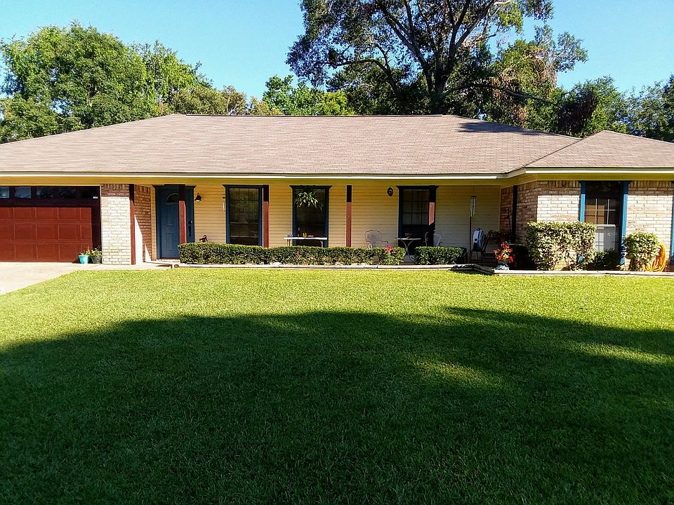 1st image of 306 Oakhill St