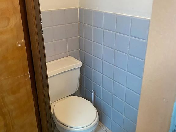 5th image of 7414 18th Ave APT 1