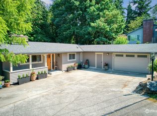 7050 NE 155th Pl, Kenmore, WA 98028