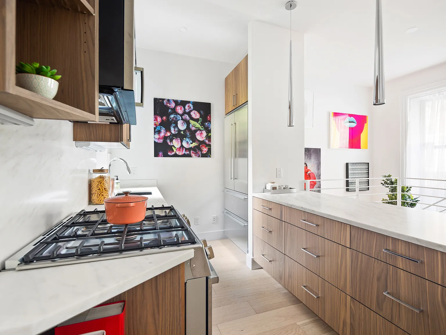 40 Stuyvesant Street — Photo 4