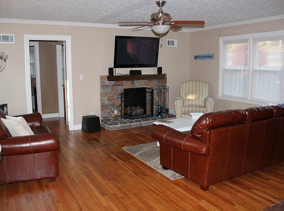 2nd image of 108 Hutcherson Dr