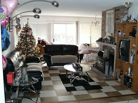2nd image of 2596 Sunrise Dr