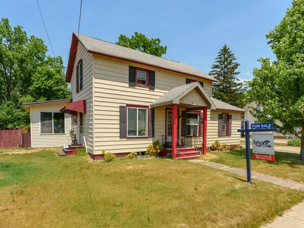 109 E Van Buren St, Gobles, MI 49055