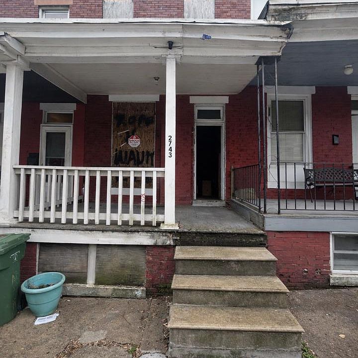 1st image of 2743 W Lafayette Ave