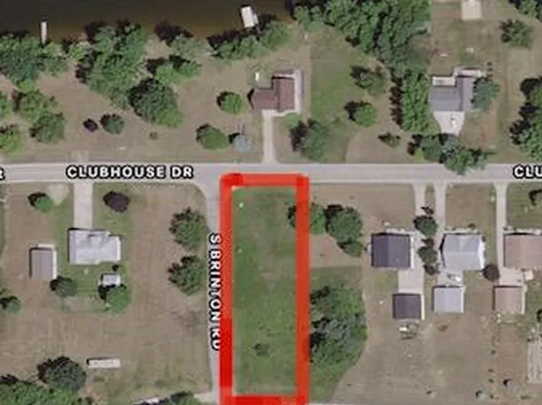 1245 S Clubhouse Dr, Weidman, MI 48893