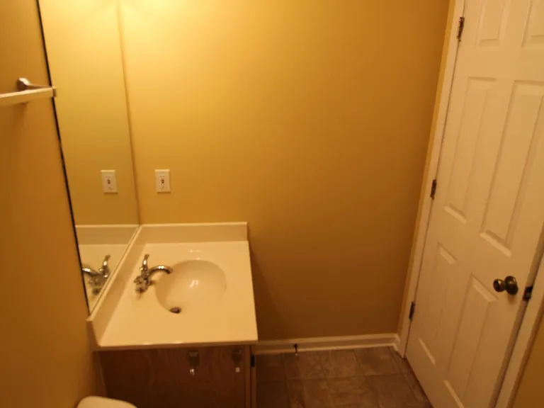 100 Rothwood Ct — Photo 13