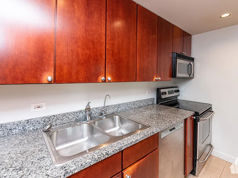 30 E Huron St #904 — Photo 6