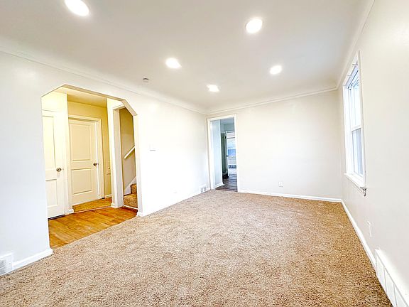 3rd image of 15674 Rossini Dr