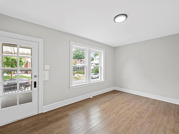 3rd image of 5414 Gertrude Ave