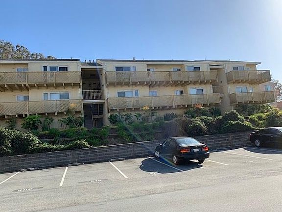2nd image of 1011 San Gabriel Cir