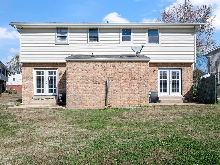 609 McPherson Ct S — Photo 25