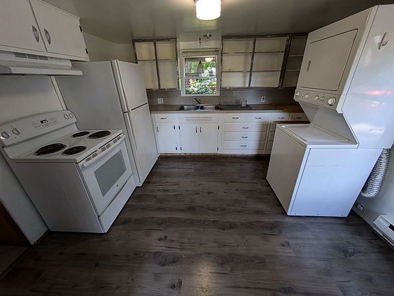 4th image of 10121 Lake Steilacoom Dr SW