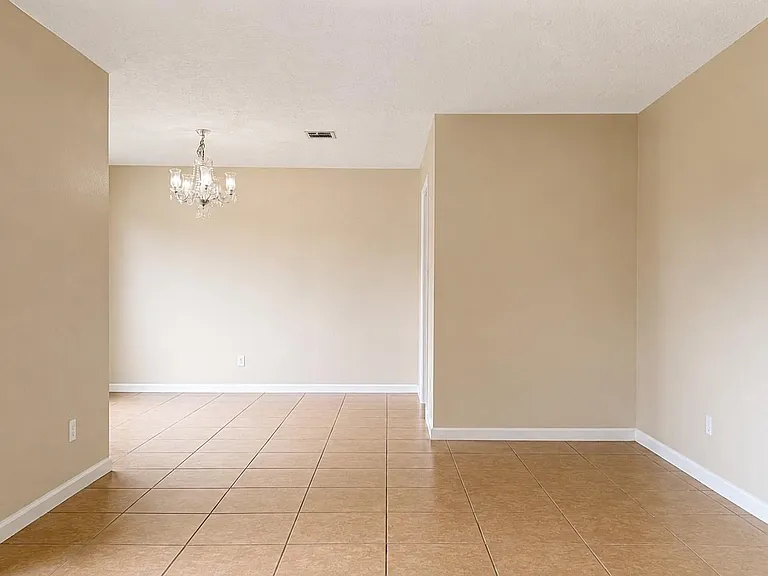 4418 Ponca St — Photo 4