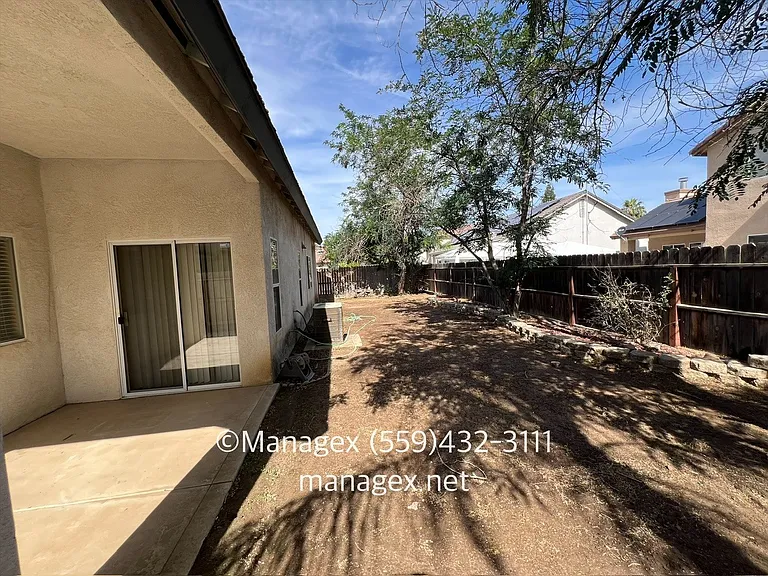 2360 E La Quinta Dr — Photo 15