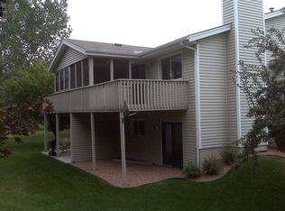 508 Upper Wood Way, Burnsville, MN 55337