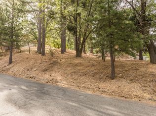 30235 Leprechaun Dr, Running Springs, CA 92382