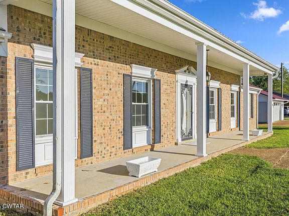 5th image of 691 E Poplar Dr