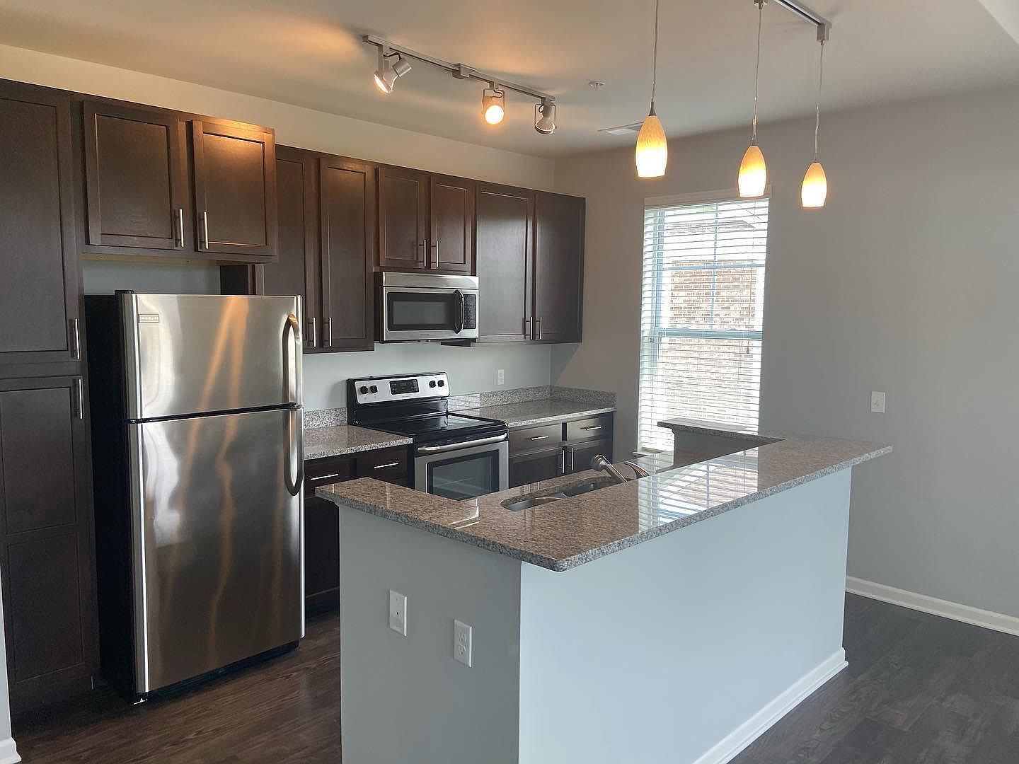 102 Harbor House Ln SW 102, Grandville, MI 49418 Zillow