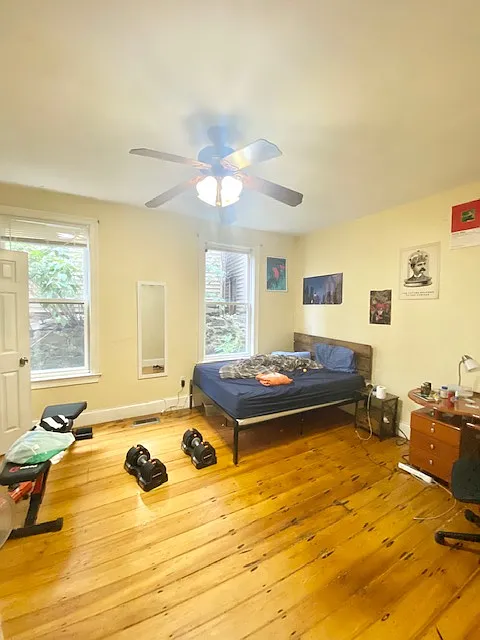 731 Parker St — Photo 4