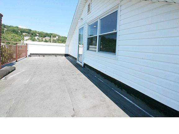 5th image of 445 Oder Ave