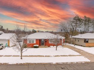 305 N Inner Dr, Hibbing, MN 55746