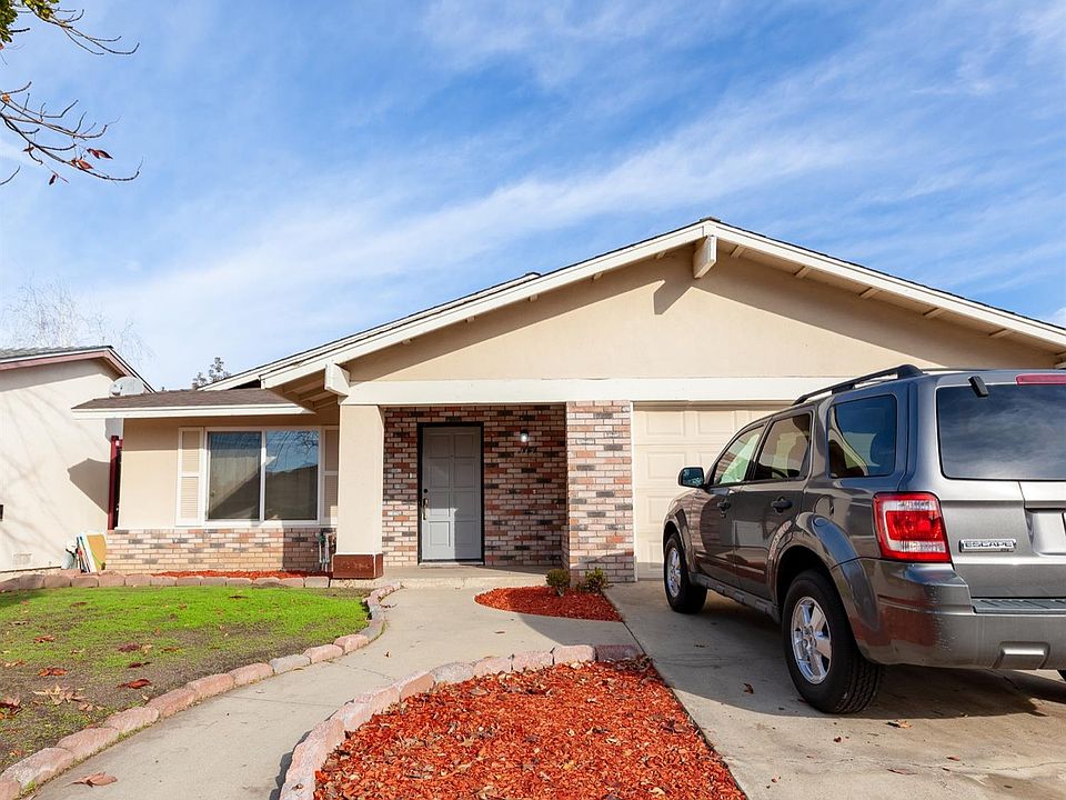 2nd image of 4113 Goldust Dr