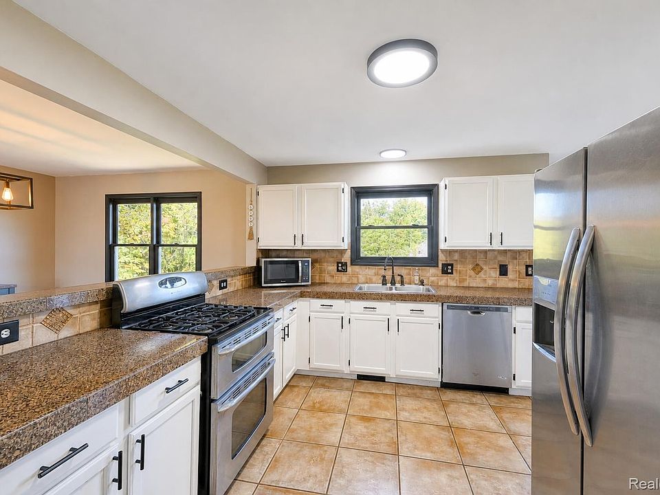 3226 Muirfield Cir, photo 14