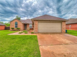 334 NE 9th Pl, Newcastle, OK 73065