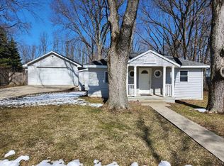 W1146 Poinsetta Rd, Genoa City, WI 53128