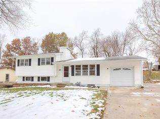 7304 N Hemple Ave, Kansas City, MO 64152