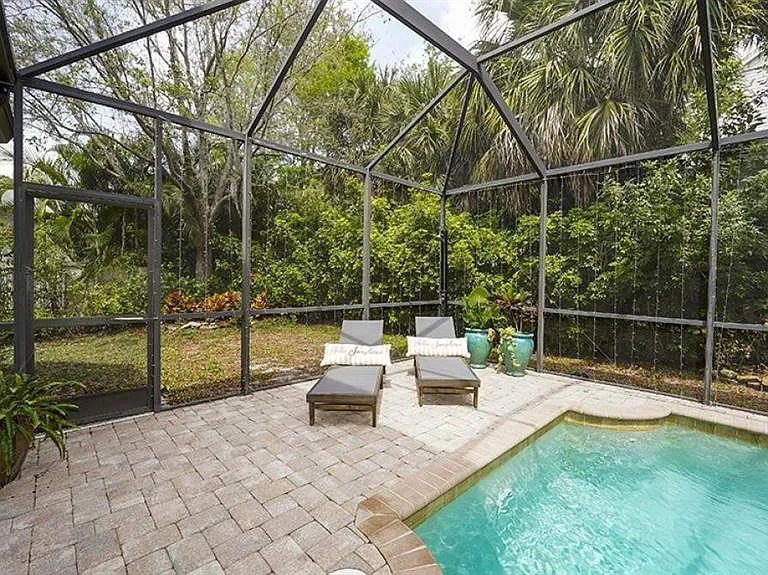1725 Bonita Ct — Photo 46