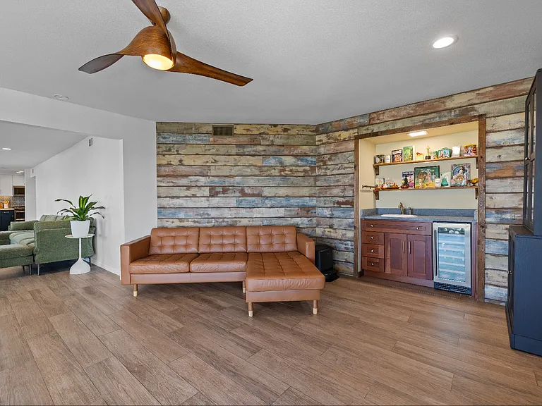 2700 E Panorama Dr #208 — Photo 14