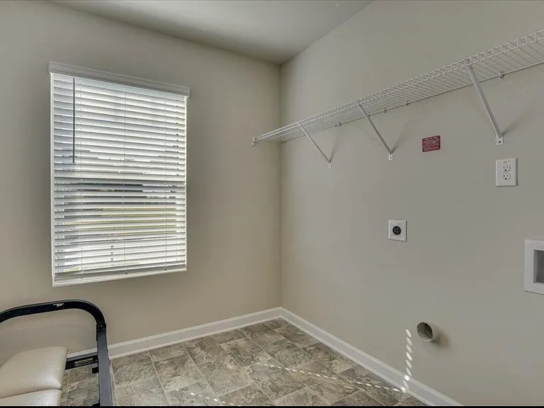 5421 Victoria Fls — Photo 16