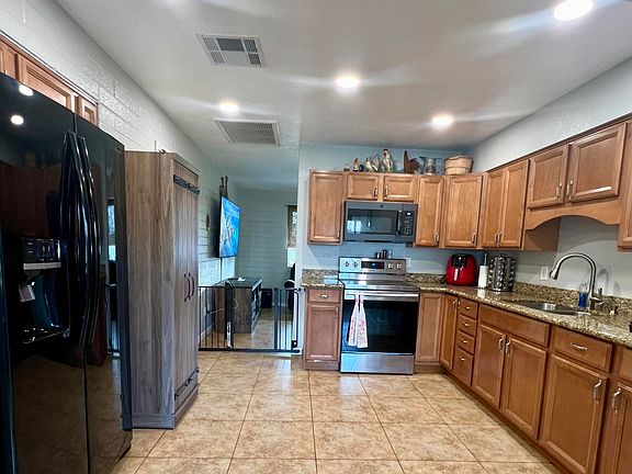 5th image of 1340 W CRESCENT Avenue W