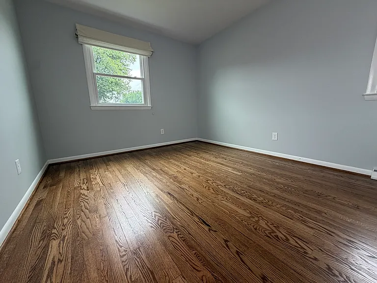 3211 Carillon Dr — Photo 13