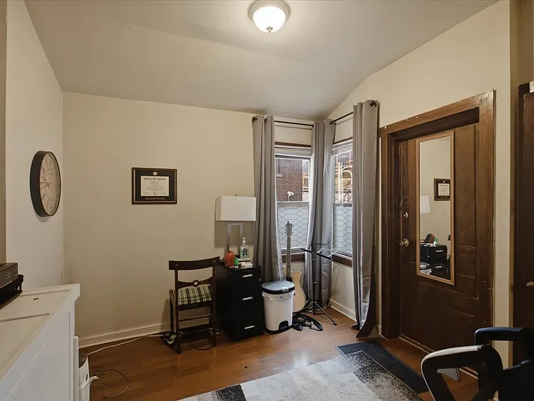 1128 W Diversey Pkwy #1-F — Photo 12
