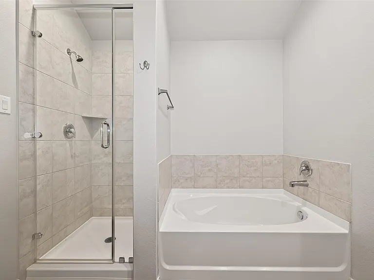 4763 Avellino Base Dr — Photo 14