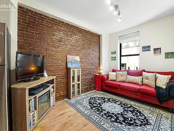 3rd image of 2072 Frederick Douglass Blvd APT 5B