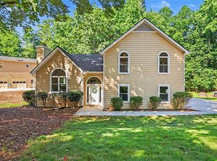 8618 Wood Springs Ct, Douglasville, GA 30135