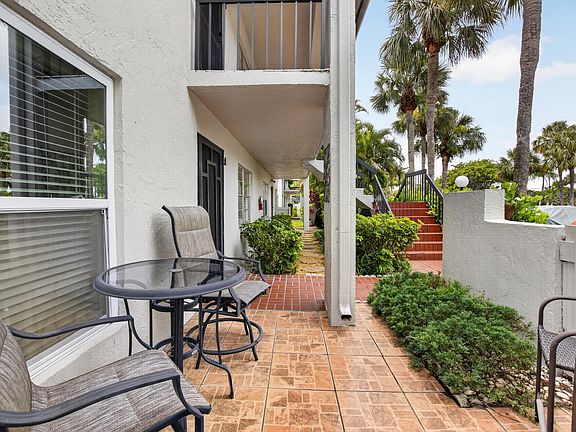 5th image of 13112 Sentry Palm Court #A