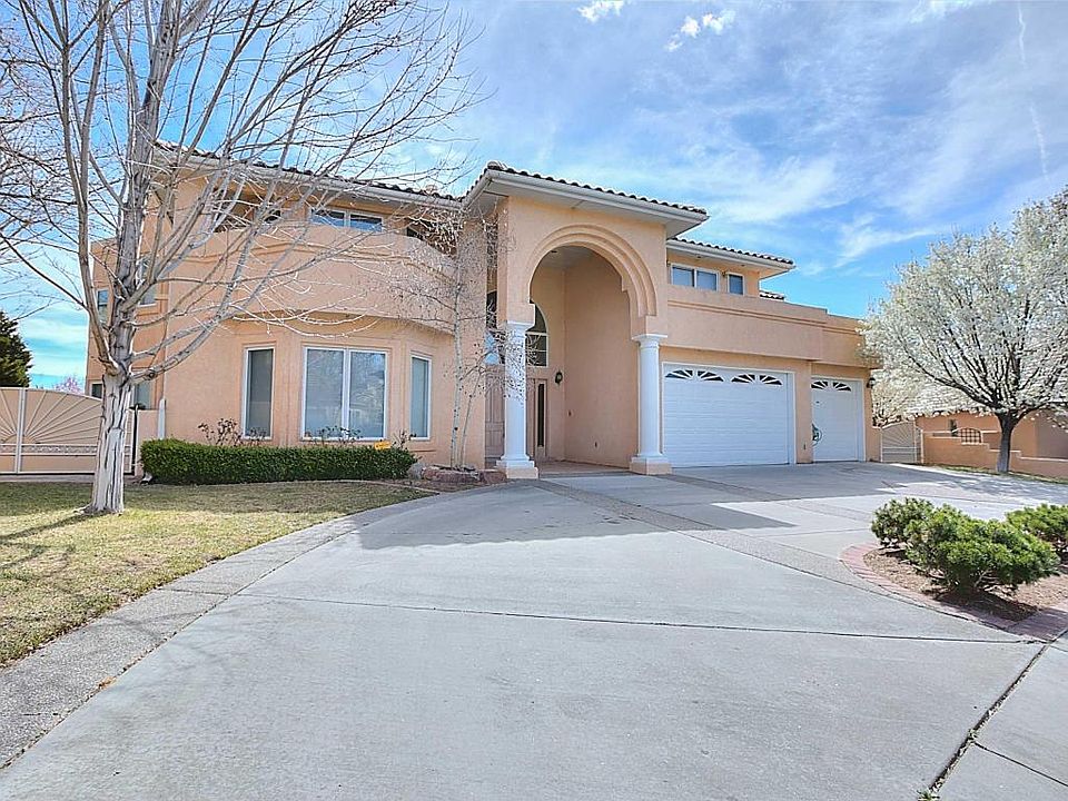 1st image of 11120 Bermuda Dunes NE