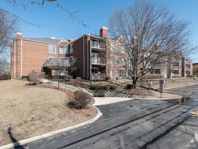 805 Leicester Rd APT 320, Elk Grove Village, IL, 60007