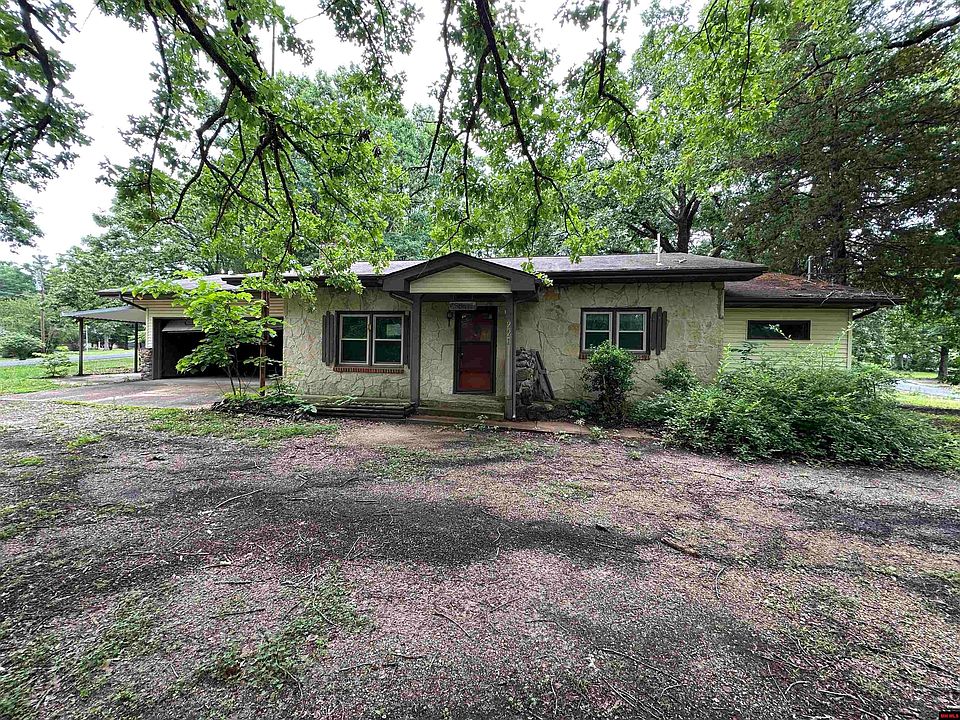 1st image of 226 North Dr