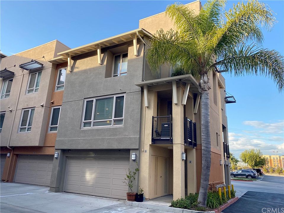 1st image of 5514 W 149th Pl Unit 2